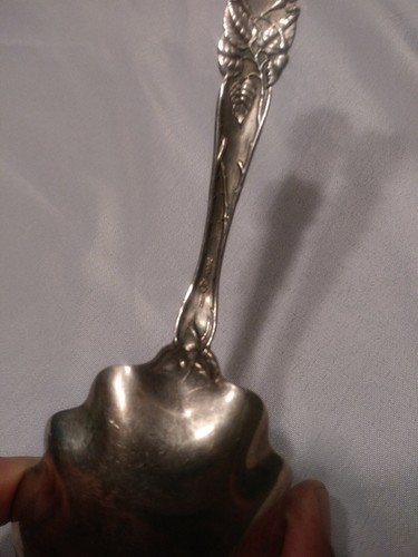 Bridal Rose by Alvin Sterling Silver Berry Spoon Large w/Flower in Bowl 9 1/8" - Picture 7 of 11