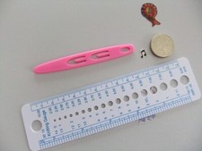 1 Nalbinding Naalbinding Nadel 3 L&ouml;cher f&uuml;r mehrfarbiges Garn &Ouml;ko Kunststoff NEU!
