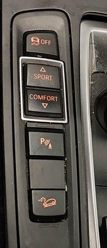 2015 BMW X5 (F15) TRACTION CONTROL SPORT COMFORT PDC SWITCH BUTTON PANEL - Picture 2 of 5