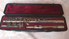 Nice used Yamaha YFL 371II flute with 925 Silver head 