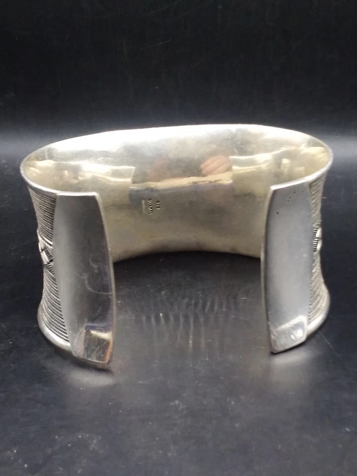 Large Heavy Sterling Silver Suarti Bangle BA Indonesia Jewellery Approx 73 Grams - Image 4 of 4