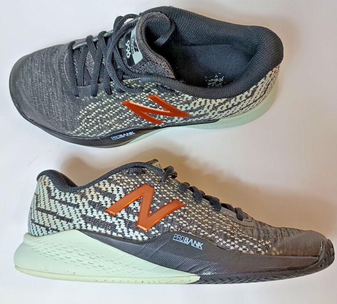 Otrain La Halle Aux Chaussures Promo Van Chevaux Van Porte Caleche