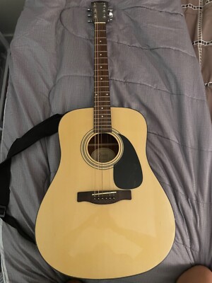 Fender DG-60 NAT Guitar. Barely used. Just missing one string. | eBay