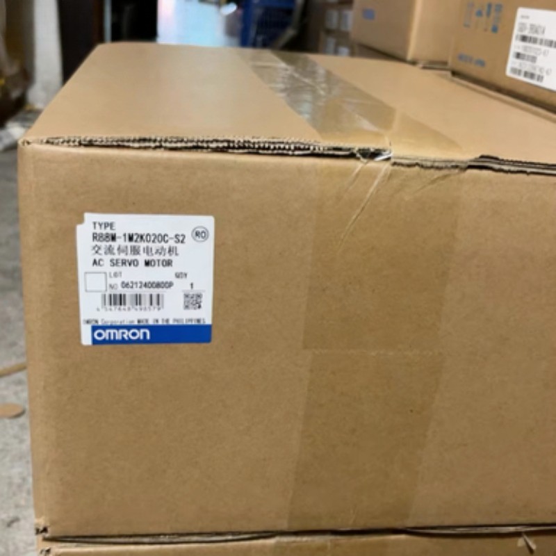 1PC New Omron R88M-1M2K020C-S2 Servo Motor R88M1M2K020CS2 Expedited Shipping