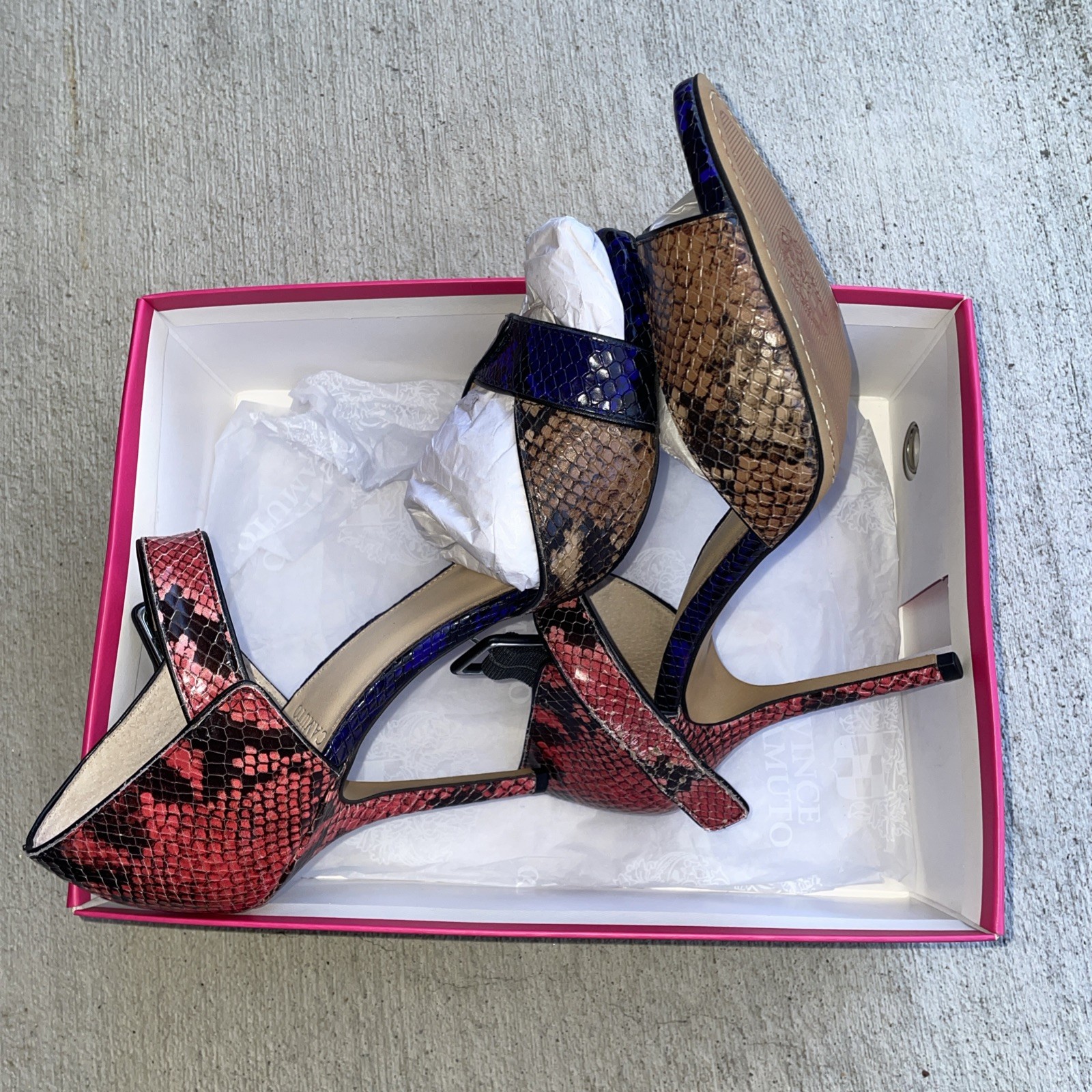 Vince Camuto Sessen, open toe python heels size 1… - image 3