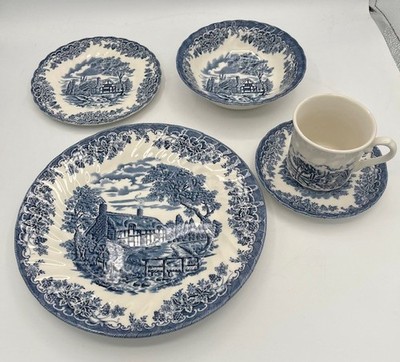 Churchill  The Brook Blue  Made in England 5 Piece Place Setting Dinnerware