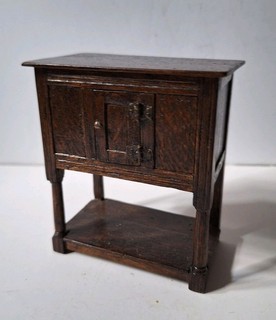 Antique/Vintage Duxbury Wooden Dolls House Miniature Tudor Style Livery Cupboard