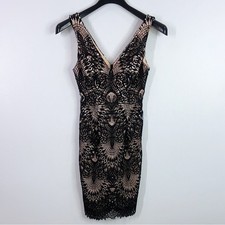 David’s Bridal studio sleeveless lace shift dress size 2 wedding guest