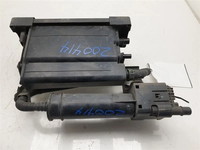 2012 TOYOTA PRIUS C 1,5 Л FWD НА КАНИСТРЕ С ПАРАМИ ТОПЛИВА  - Изображение 2 из 4