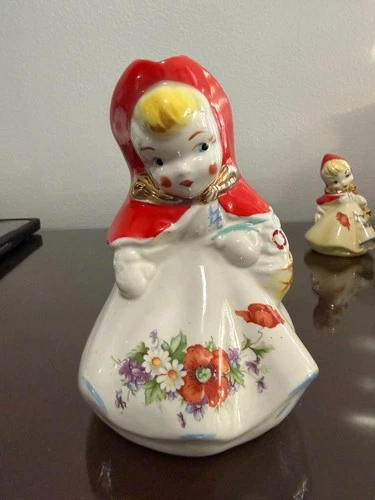 Hull Little Red Riding Hood Creamer Pitcher 1940's