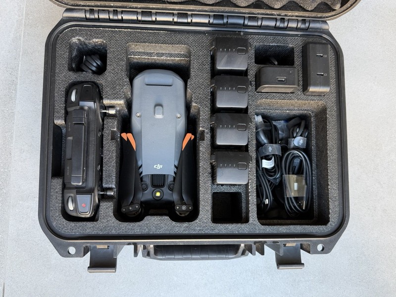 !MINT!  DJI Mavic 3 Thermal Enterprise Drone - RC PRO - 4 Batteries - Low Hours