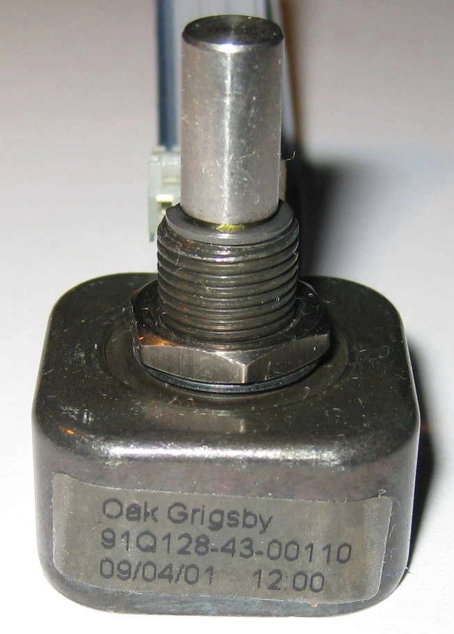 Oak / Grigsby Rotary Encoder - 128 Pulses / Rev - 91Q128 - 2 CH Full Quadrature - Image 3 of 4