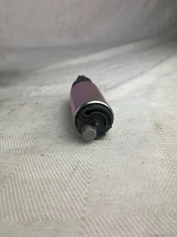 Bomba de combustible eléctrica Carquest E8213 xref: Airtex E8213 se adapta a Toyota, Lexus, Pontiac Foto 4 de 4