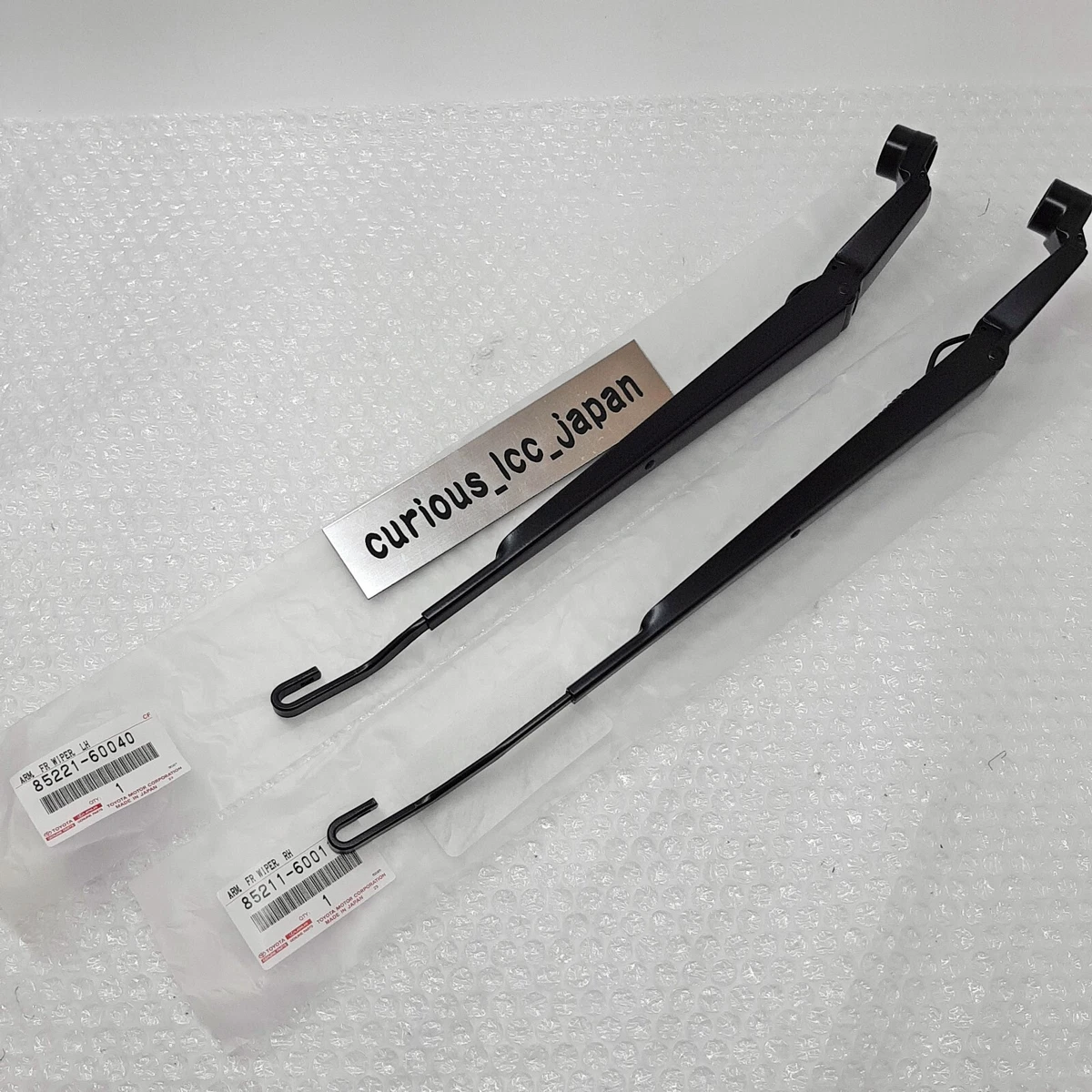 なおつま Genuine OEM Toyota 75996-0R010 Passenger Rear Body Trim Stripe