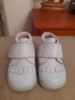 Wunderschöne Andanines Baby Hellblau 100% Leder Fransen Stiefeletten UK 2 EU 18