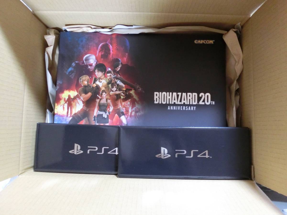 PlayStation 4 20周年記念エディション バイオハザード RESIDENT EVIL PS4 Console 20th Anniversary Engraved Model