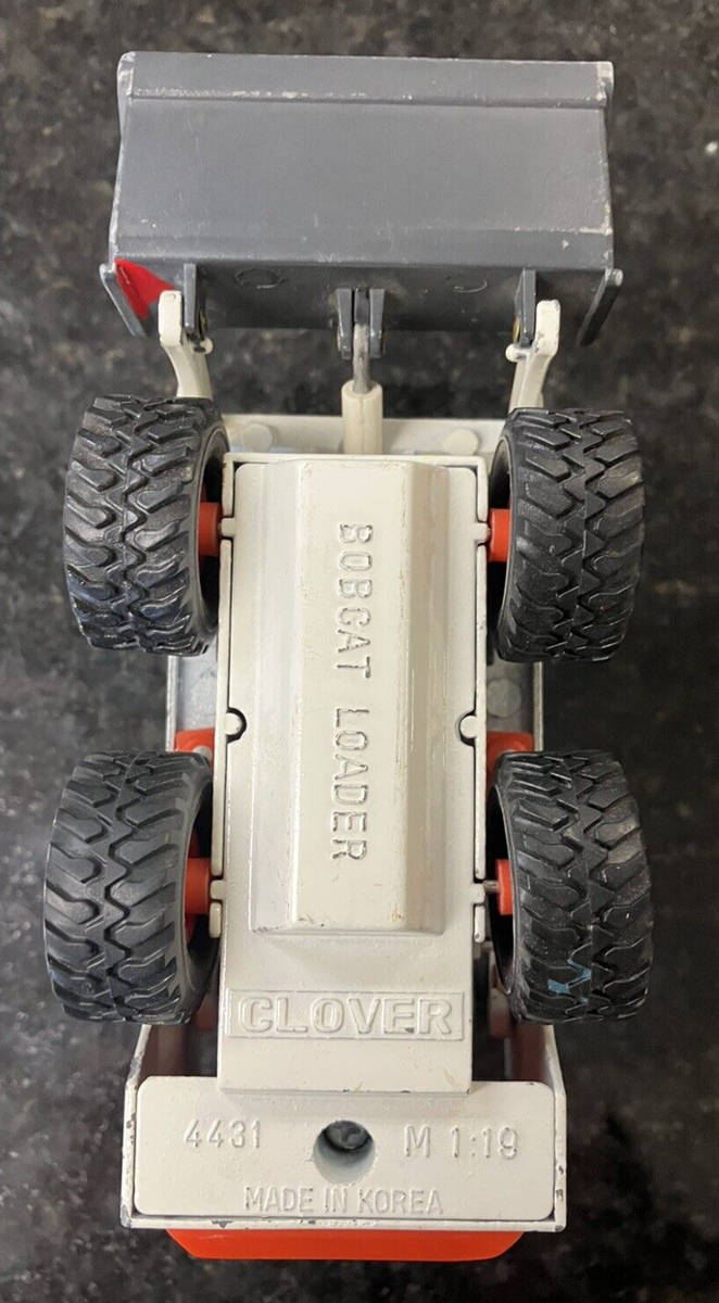 Vintage Clover Bobcat 743 Skid Steer Loader 1:19 Scale Diecast