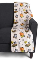PEANUTS Snoopy Happy Halloween 50"x70” BOO! Pumpkins Doghouse Throw Blanket NEW