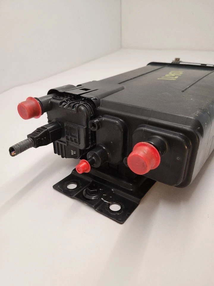 2014 15 2016 TOYOTA HIGHLANDER Fuel Vapor Canister 777400E030 Foto 3 de 4