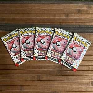 how to choose pokemon booster packs Pokemon TCG Holo Rare Value Pack main image 1