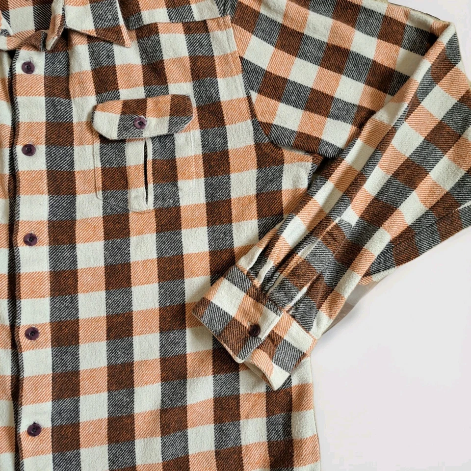 Reef Men’s Large Plaid Heavy Flannel Shirt Brown Long Sleeve Button Front - Image 3 of 4