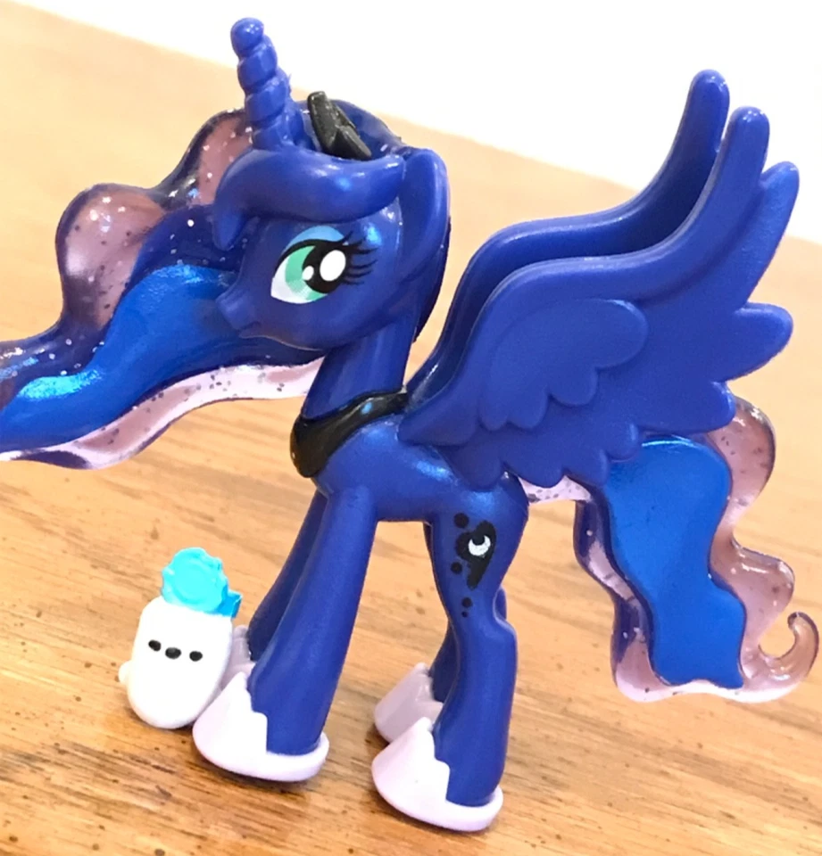 My Little Pony PRINCESA LUNA Scholastic Mystery Mini, Figura Estilo Funko G4, FiM Foto 4 de 4