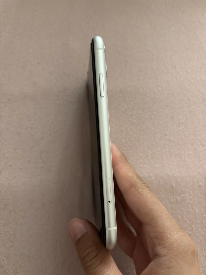 Apple iPhone 11 · 64GB, Foto 3 von 5