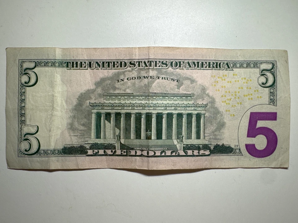 Rare $5 Dollar Bill Banknote Series 2017 A Fancy Serial Number Trinary 71181118 - Image 2 of 3