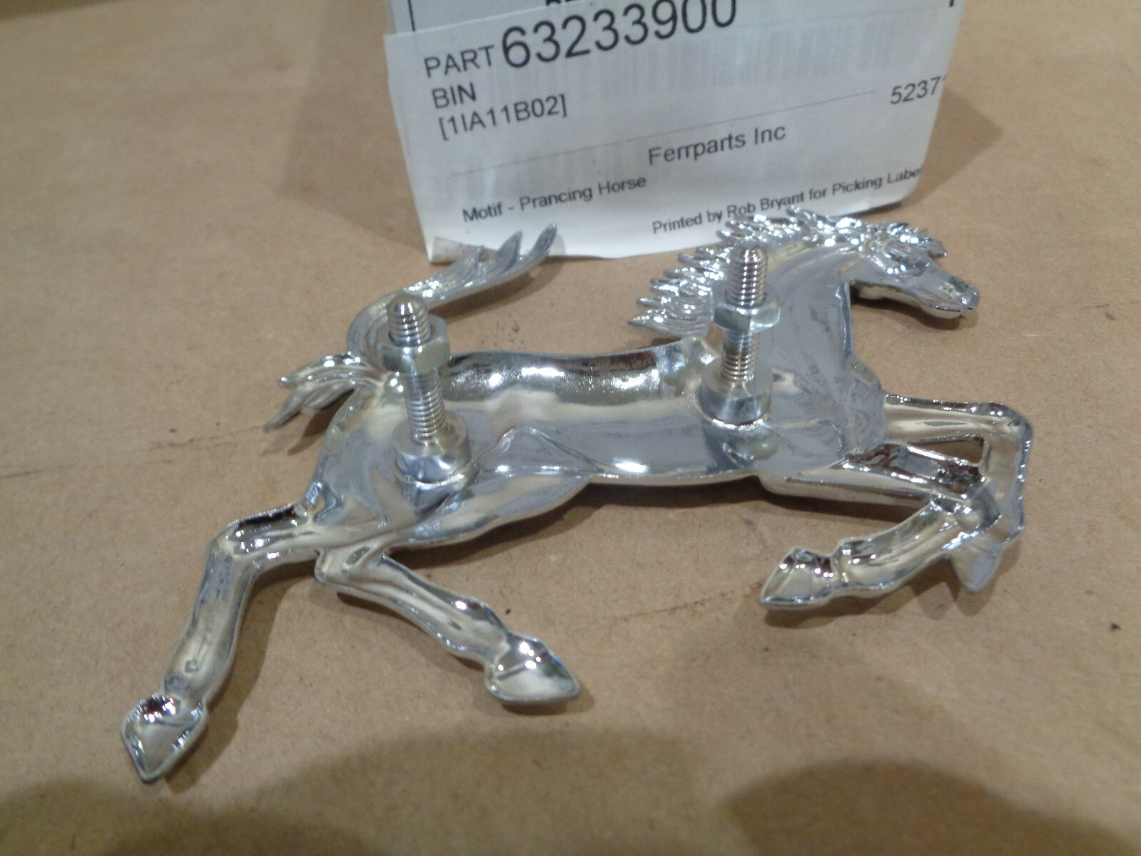 Ferrari 348,355,456,512,550,575,599,612- Large Prancing Horse - P/N 63233900