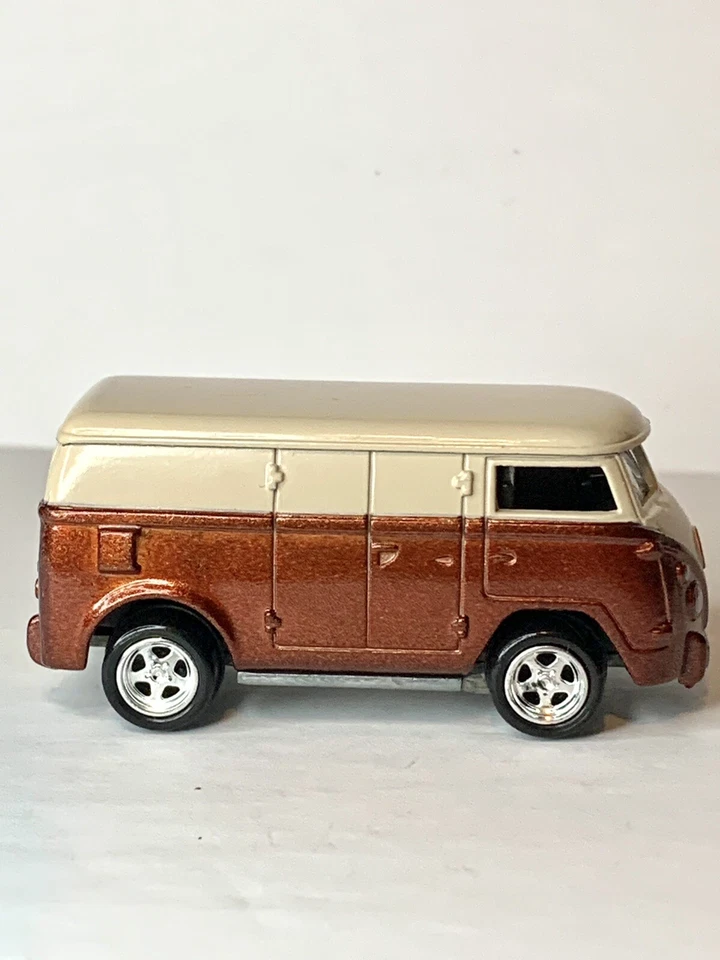 1994 Johnny Lightning Racers Edge Lightning Speed 60's Volkswagon Van - Image 3 of 4