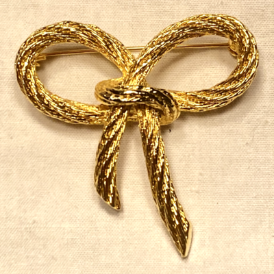 VINTAGE 80s 90s CHRISTIAN DIOR ROPE BOW BROOCH PIN GOLDTONE XLNT