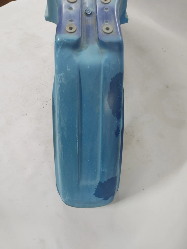 1997 Yamaha YZ125 переднее крыло пластиковый обтекатель предохранитель 4DA-21511-10-00 - Изображение 4 из 4