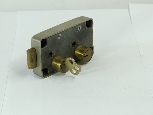 Mosler Safe Deposit Box Lock, Steel case 3 3/8 x 1 7/8 x 3/4 in w/operator key - Picture 2 of 9