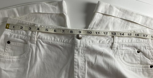 Caribbean Joe Cuffed Bermuda White Denim Shorts 6 Pocket Women's Size Petite 12 - Picture 4 of 6