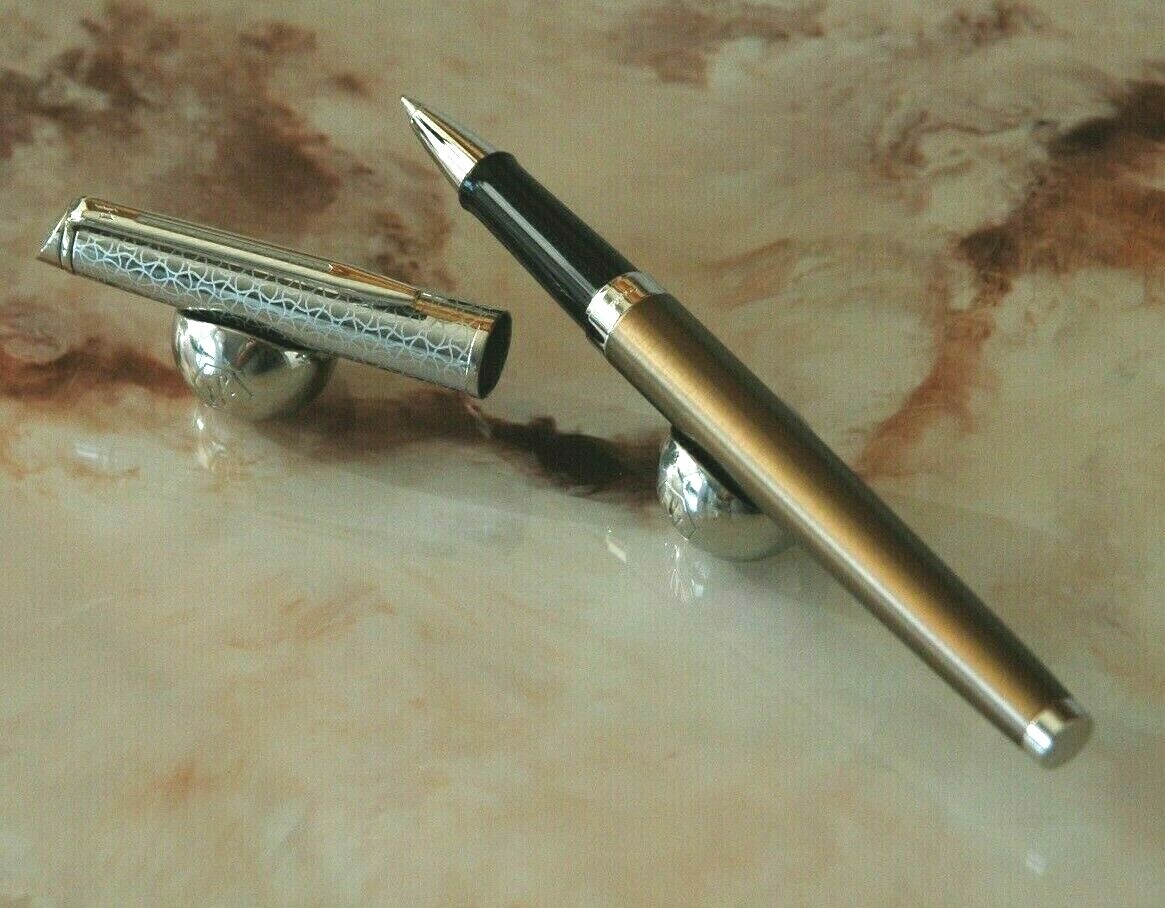 Waterman Hemisphere de Luxe stylo roller rare en laque noire et attributs chromés