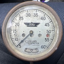 ORIGINAL 1914 1915 FORD MODEL T  SPEEDOMETER STANDARD THERMOMETER 60 MPH 