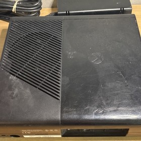 Microsoft Xbox 360 E Console [1538] Console + HDMI Cord, (See Description) WORKS