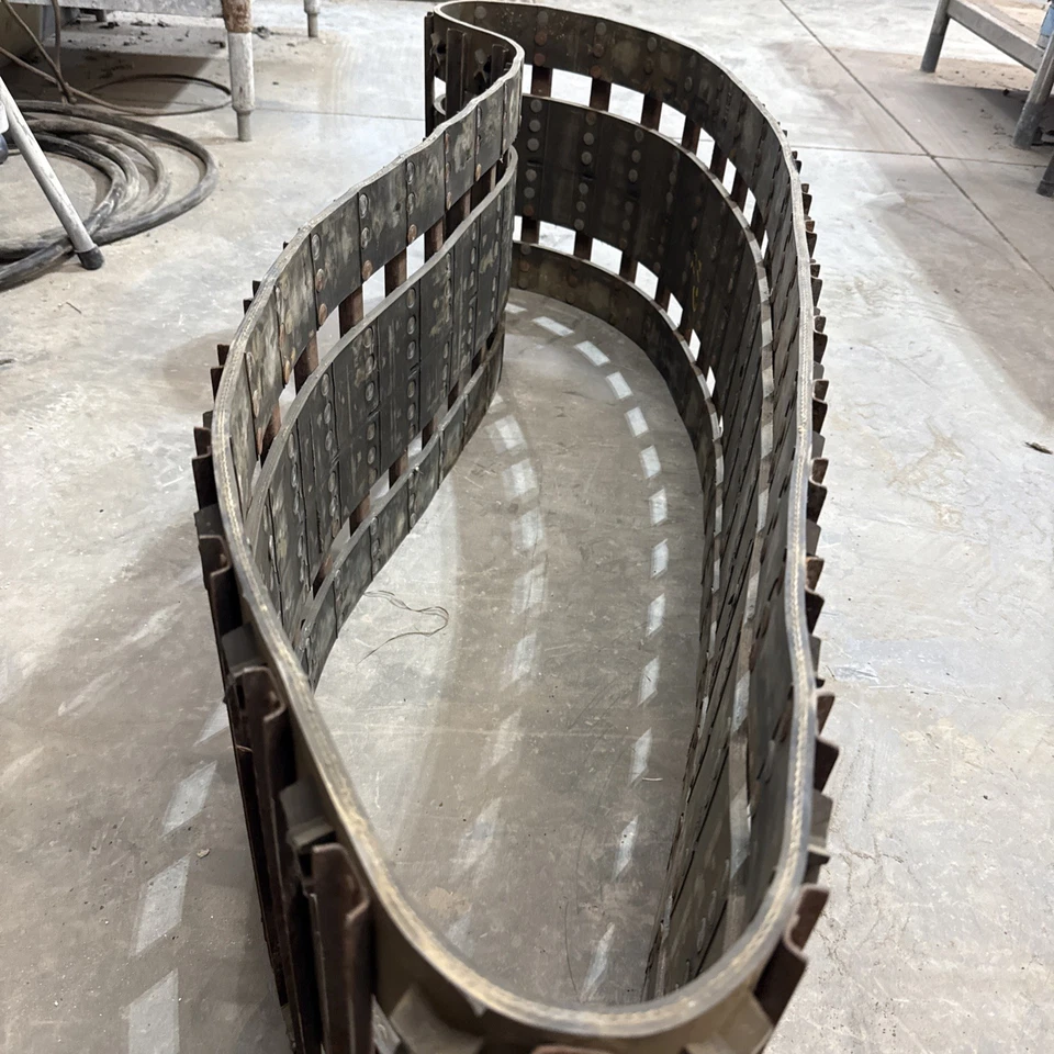 1970’s Vintage Snowmobile polaris Colt 250 295 340 116” X 15 W/Metal Cleats Good - Image 3 of 4