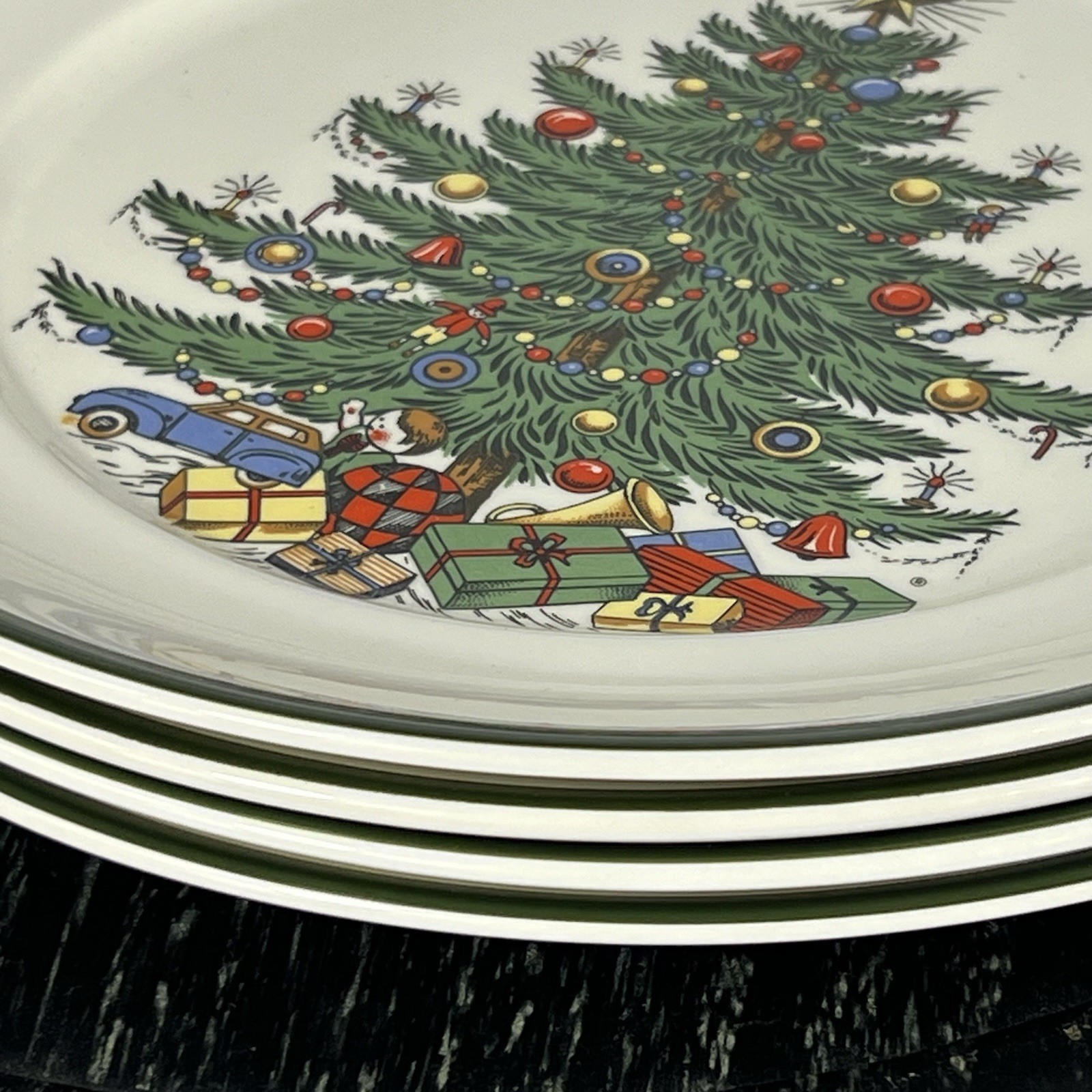 Vintage Set of 4 Cuthbertson Original Christmas Tree Dinner Plates 10” England