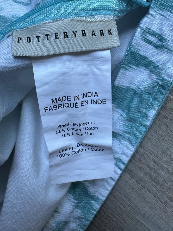 POTTERY BARN EDIE PAISLEY Ikat Reversible Pillow Cover 💕 18 X 18 - Image 3 of 3