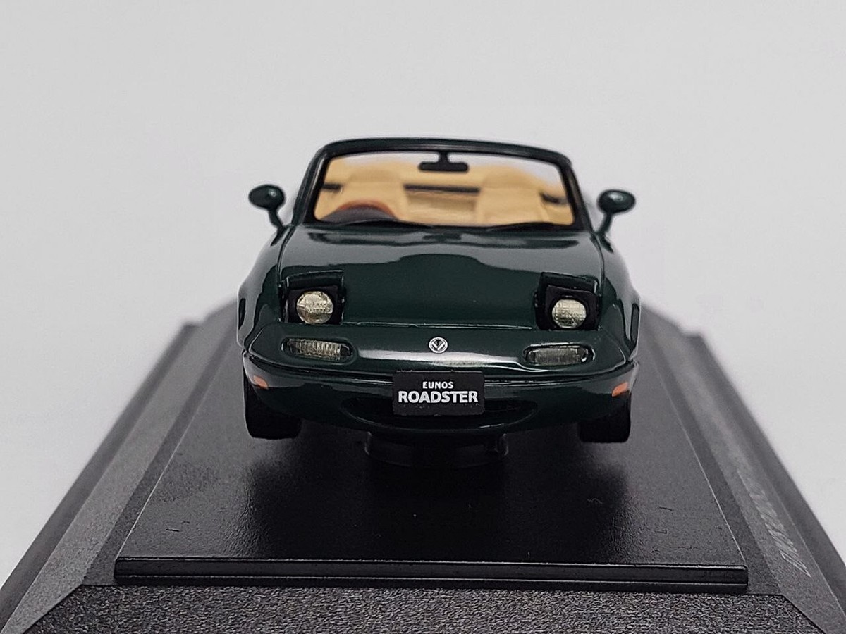 EBBRO 1/43 Mazda MX-5 Eunos Roadster V-special (diecast