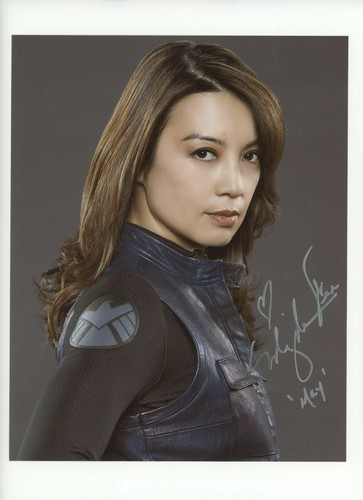 AGENT OF SHIELD ~ MING-NA WEN ~ AGENT MAY AUTOGRAPH COPY! MARVEL! NICE PHOTO! F1 - Picture 3 of 4