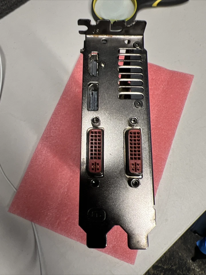 XFX Double D Radeon 2GB DDR5 R9-270A-CD Gaming Video Graphics Card No Box/Cables - Image 4 of 4