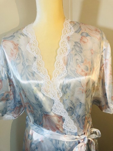 Vintage Barbizon Silky Satin Robe Short Med Blue Floral Tie Front Lace - Picture 2 of 8