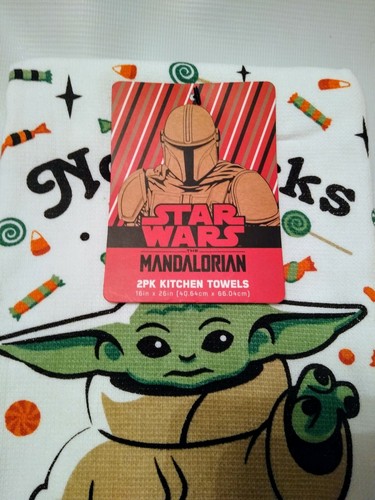 Toalla de cocina Disney Star Wars Baby Yoda 2 piezas sin trucos todas las golosinas nueva con etiqueta - Imagen 2 de 3