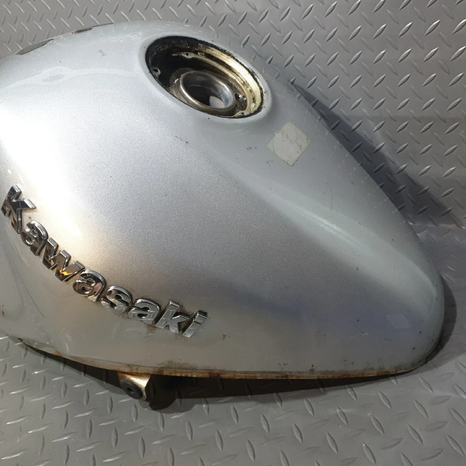 ♻️ Tanque de combustible Kawasaki ZZR 1200 2002 - 2005 tanque de gasolina plateado ♻️ Foto 2 de 4