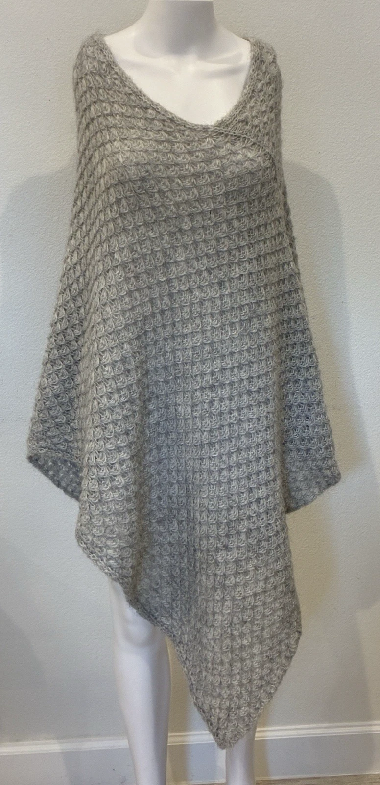 Cocogio Italy Mohair Wool Blend Asymmetrical Poncho Sweater Womens OS Gray Cozy