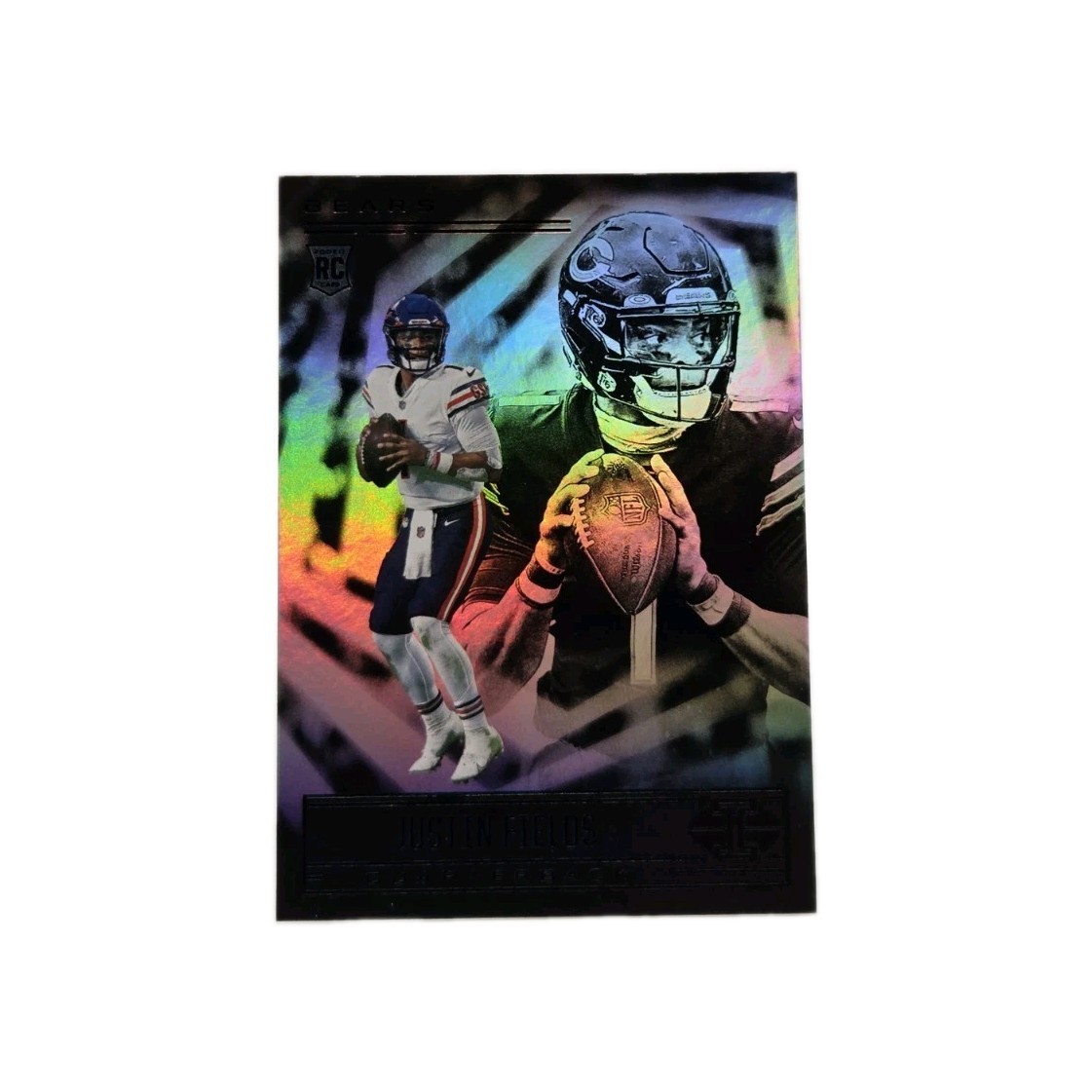 2021 Panini Illusions - Justin Fields #62 (RC)