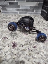 Daiwa Baitcaster Lexa 400HSP WN Blue/Black with Power Handle