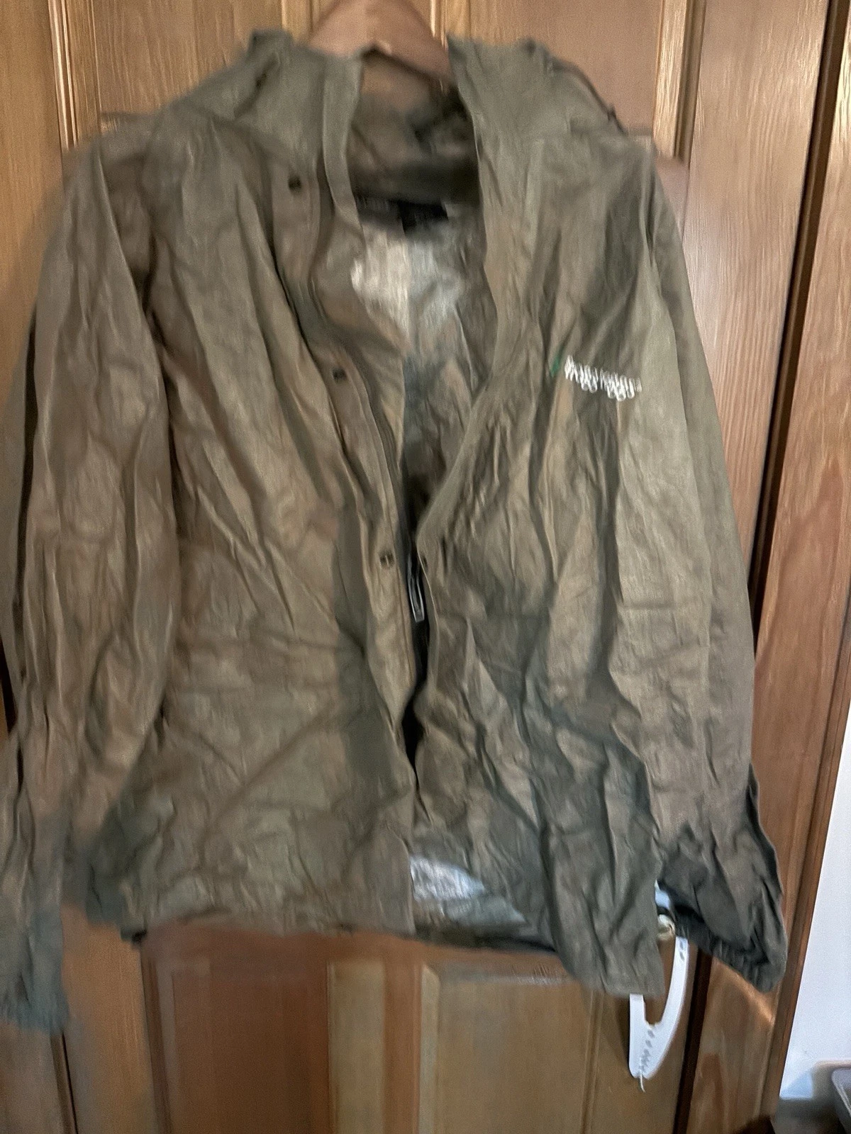 Frogg Toggs Green Rain Jacket - product detail image 5